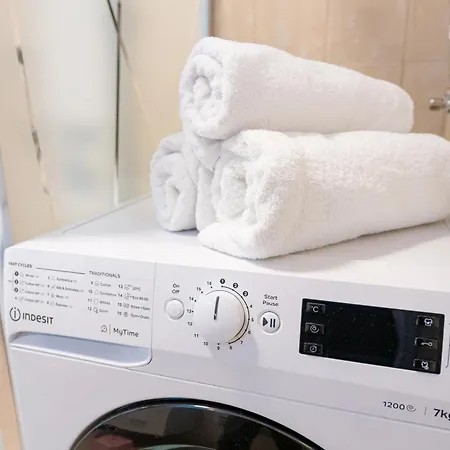 Eternity Apartmanhaz * Keszthely