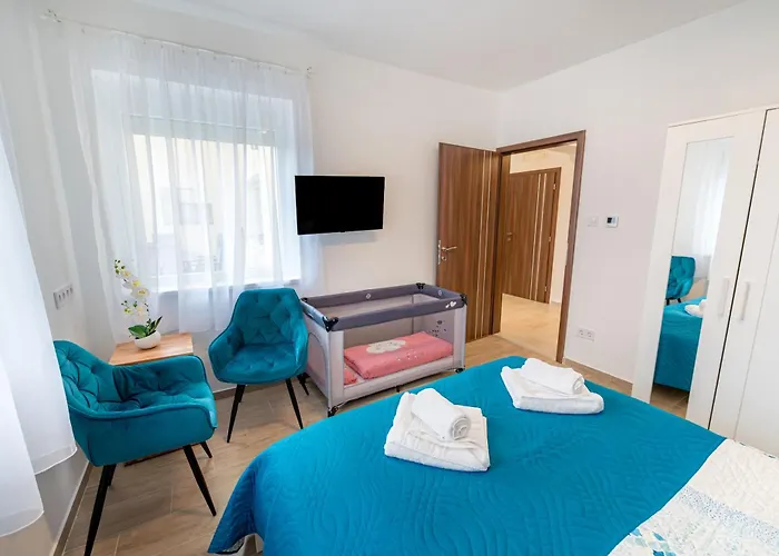 Eternity Apartmanhaz شقة كيستاي